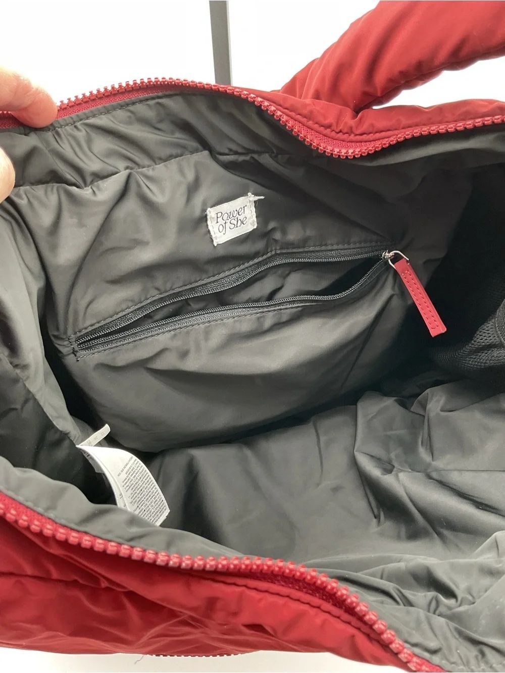 Athleta Deep Red Padded Nylon Gym/Shoulder Bag- Read - Picture 9 of 16